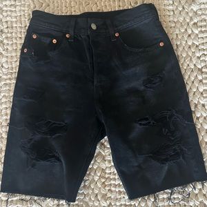 Womens LEVI 501 High Rise Mid Thigh shorts